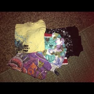 👍Women’s lot of 6 S/M size tops!  Brand names.